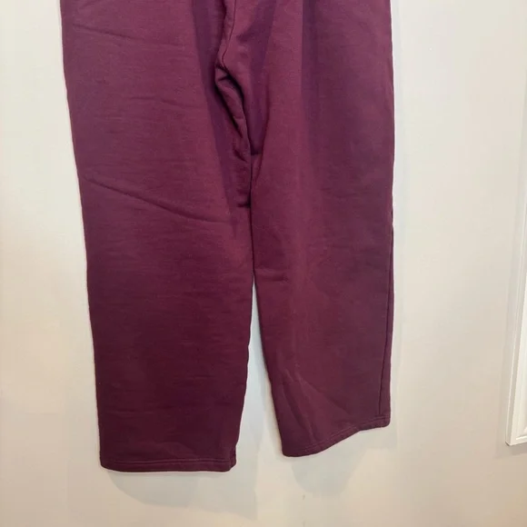 Women’s ALO Accolade Straight leg Sweatpants Burgundy Truffle Large - Picture 10 of 10